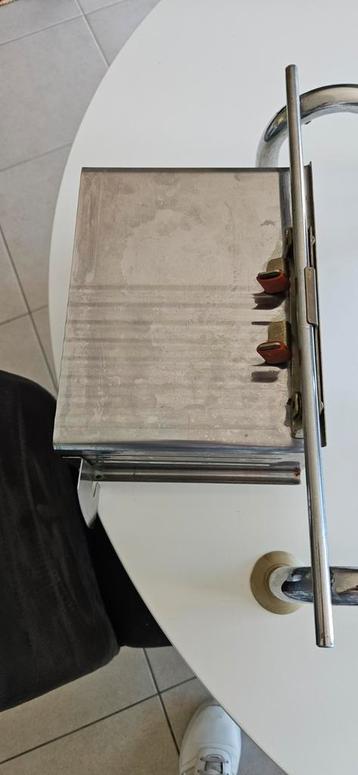 Brood en of vleessnijmachine manueel beschikbaar voor biedingen