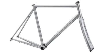 Gebroken fiets kader / frame GEZOCHT beschikbaar voor biedingen