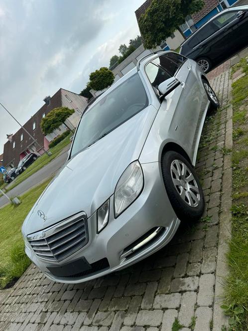 Mercedes E200 euro 5, Autos, Mercedes-Benz, Particulier, Classe E, ABS, Phares directionnels, Airbags, Air conditionné, Alarme