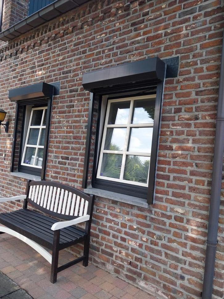 twee kwaliteitsvolle afzelia vensterramen, Doe-het-zelf en Bouw, Rolluiken, Zo goed als nieuw, 100 tot 150 cm, 100 tot 150 cm