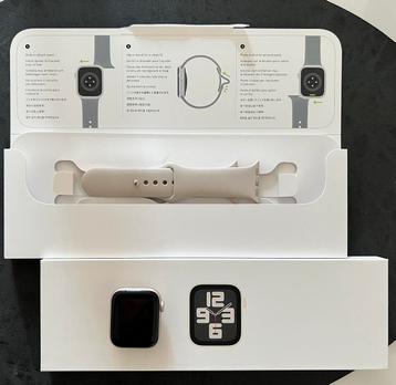 Apple Watch SE 2 (40 mm), Handtassen en Accessoires, Smartwatches, Ophalen, Zo goed als nieuw
