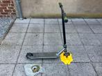 Stuntstep Oxelo mf3.6 met staander en prof wielen, Fietsen en Brommers, Steps, Ophalen, Zo goed als nieuw