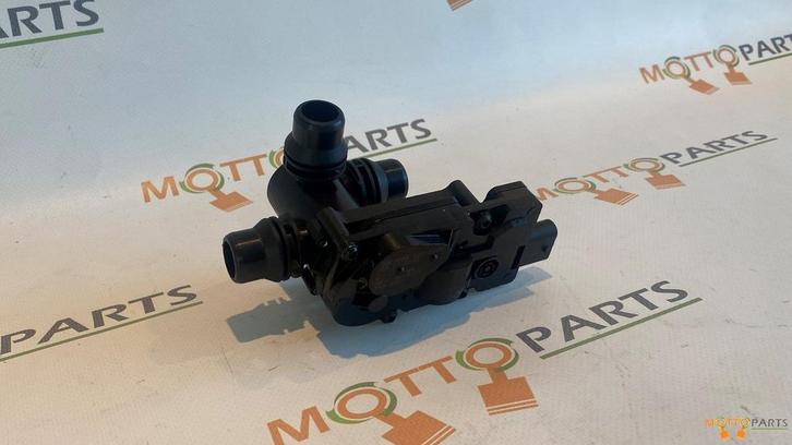 Mercedes Benz A CLA GLA ML S Klasse Kachelkraan A0005061300, Auto-onderdelen, Airco en Verwarming, Mercedes-Benz, Gebruikt, Ophalen of Verzenden