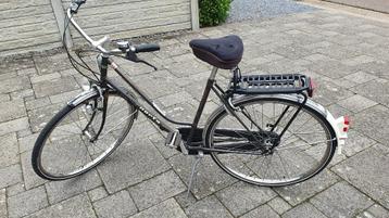 Op mensenkracht aangedreven damesfiets van het merk Norta disponible aux enchères