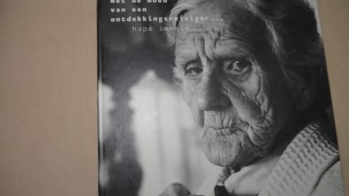 Fotoboek over mensen met dementie - Hapé Smeele, Boeken, Kunst en Cultuur | Fotografie en Design, Zo goed als nieuw, Overige onderwerpen