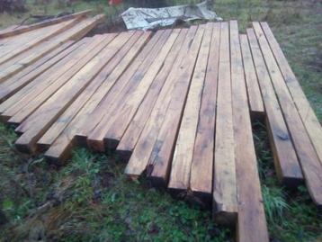 POUTRES EN CHENE ARDENNAIS DE QUALITES, Enlèvement ou Envoi, Bois dur, Comme neuf, 250 cm ou plus