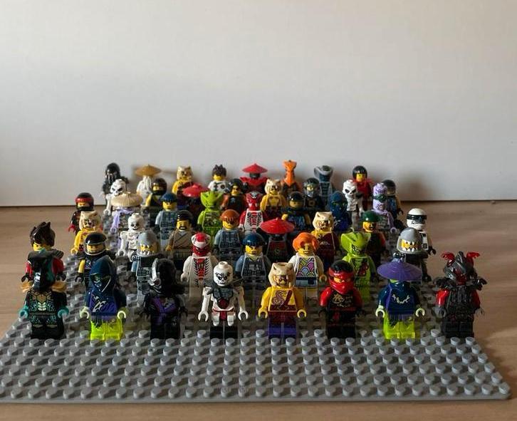 48 Lego Ninjago Minifiguren Lot, Kinderen en Baby's, Speelgoed | Duplo en Lego, Zo goed als nieuw, Lego, Losse stenen, Ophalen of Verzenden