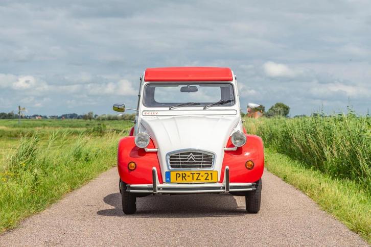 Citroen 2 CV 6 Dolly, Auto's, Oldtimers, Bedrijf, Te koop, Citroën, Benzine, Berline, 4 deurs, Handgeschakeld, Wit, Voorwielaandrijving