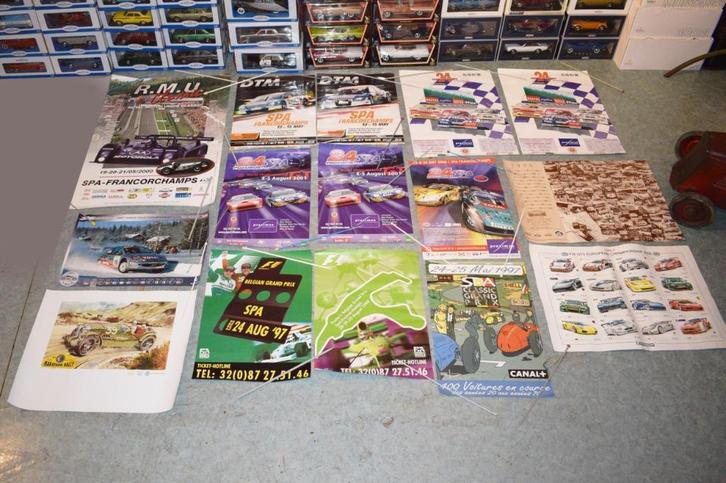 Lot 15 poster spa francorchamps F1-auto 1990 2000, Verzamelen, Automerken, Motoren en Formule 1, Gebruikt, Auto's, Ophalen of Verzenden