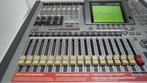 Roland Vs-2000cd, 20 kanalen of meer, Gebruikt, Ophalen of Verzenden, Microfooningang