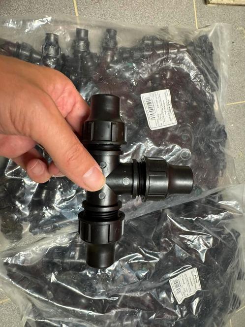 100x T koppeling voor druppelslang, Tuin en Terras, Druppelsystemen, Nieuw, Ophalen