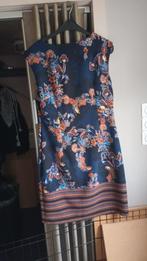 Kleedje, Kleding | Dames, Jurken, Ophalen, Maat 42/44 (L), Zo goed als nieuw, Knielengte