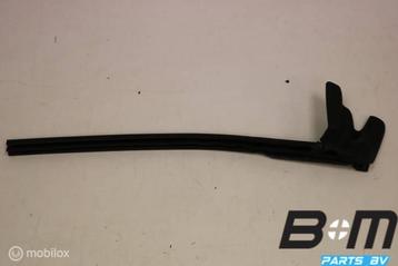 Ruitafdichting links buiten Audi A3 8V FL beschikbaar voor biedingen