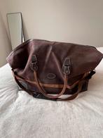 Reistas in suède, Handtassen en Accessoires, Tassen | Reistassen en Weekendtassen, Ophalen, Nieuw, 60 tot 80 cm, Rood