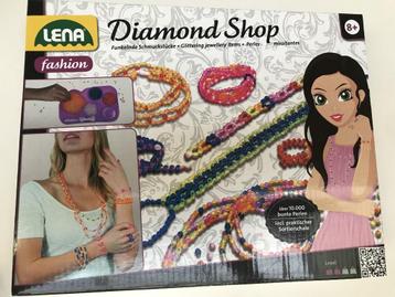 Nieuwe doos: Diamond shop (zelf glitterende juwelen maken) beschikbaar voor biedingen