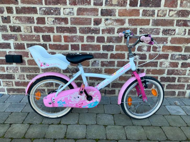 Vélo BTWIN pour filles - Princess avec siège pour poupée, Vélos & Vélomoteurs, Vélos | Filles, Utilisé, Frein à main, Enlèvement ou Envoi