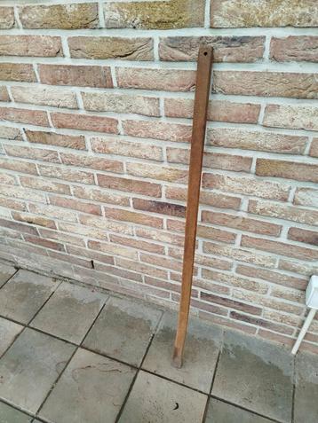 Grote ijzeren platte beitel, gewicht 3 kg, lengte 98cm beschikbaar voor biedingen