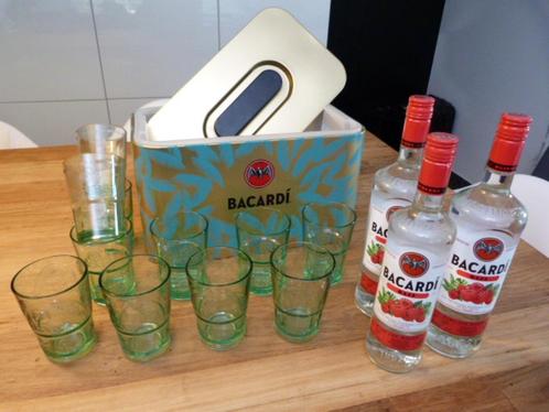 Bacardi Razz + collectible ijsemmer en glazen, Collections, Vins, Comme neuf, Autres types, Pleine, Enlèvement ou Envoi