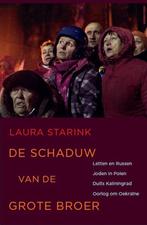 Te Koop Boek DE SCHADUW VAN DE GROTE BROER Laura Starink, Maatschappij en Samenleving, Laura Starink, Ophalen of Verzenden, Zo goed als nieuw