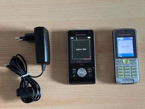 Lot Sony Ericsson K320i + W910i + Chargeur (2006-2007), Telecommunicatie, Mobiele telefoons | Overige merken, Gebruikt, Zonder abonnement