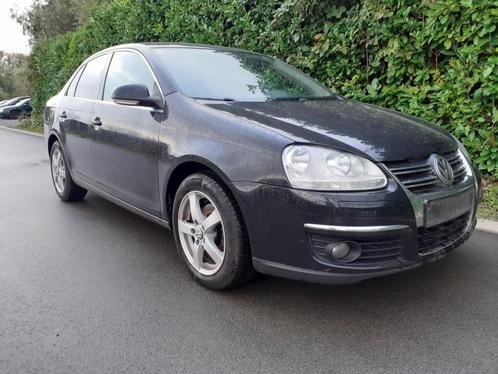 VW JETTA1.6 CR TDi GPS 🌍 AIRCO ❄️ trekhaak 👍, Auto's, Volkswagen, Bedrijf, Te koop, Jetta, ABS, Airbags, Airconditioning, Boordcomputer