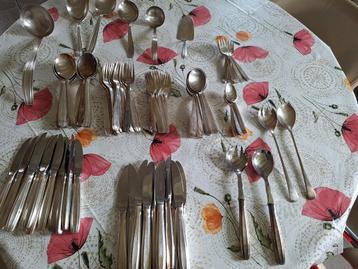 Antieke bestek  beschikbaar voor biedingen