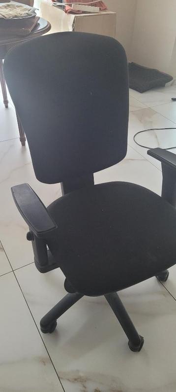 Professionele bureaustoelen beschikbaar voor biedingen