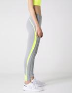 Grijze sportbroek van Bershka - Maat medium, Vêtements | Femmes, Vêtements de sport, Enlèvement ou Envoi, Jaune