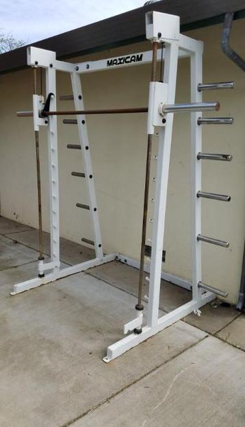 Maxicam Smith Machine