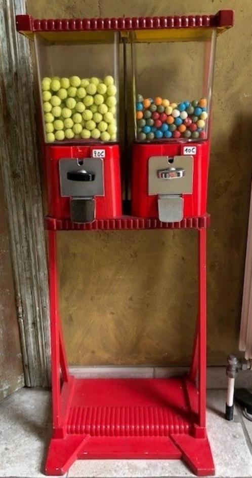 Kauwgomballen automaat BRABO in euro + sleutel, Collections, Machines | Machines à sous, Utilisé, Euro, Avec clés, Enlèvement