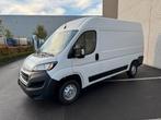 Peugeot Boxer  2.2 d. L2 H2, Auto's, 4 cilinders, https://public.car-pass.be/vhr/4d229e7e-7514-4618-bc3d-f2fab10a803b, Wit, Bedrijf