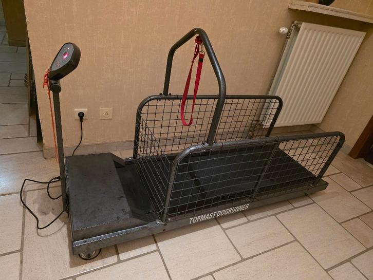 Topmast dogrunner c300 - professionele hondenloopband, Dieren en Toebehoren, Honden-accessoires, Zo goed als nieuw, Ophalen