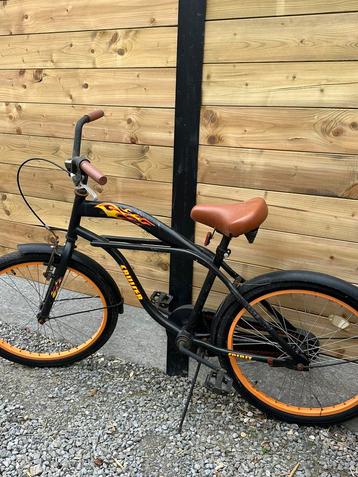 Zo goed als nieuwe jongensfiets 22inch beschikbaar voor biedingen