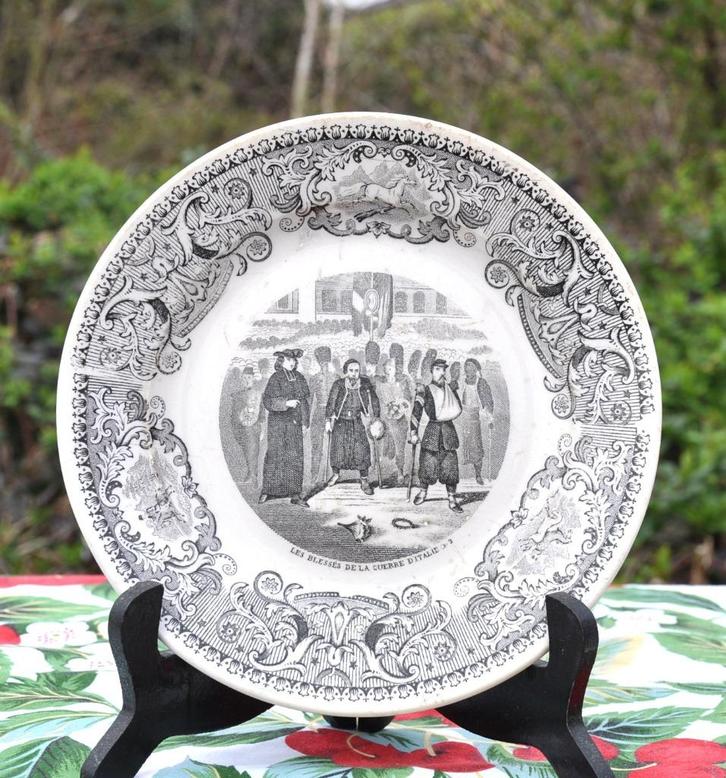 assiette en faience longwy thème guerre d'italie, Antiquités & Art, Antiquités | Assiettes décoratives & Carrelages, Enlèvement ou Envoi