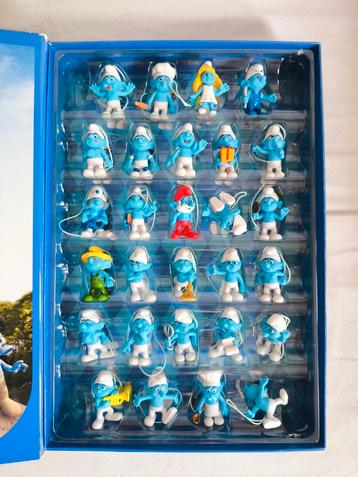 Set van 28 promotionele Smurfen-smurfenfiguren beschikbaar voor biedingen