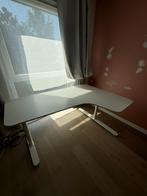 Bureau IKEA  BEKANT blanc angle droit, Huis en Inrichting, Ophalen, In hoogte verstelbaar, Gebruikt, Bureau