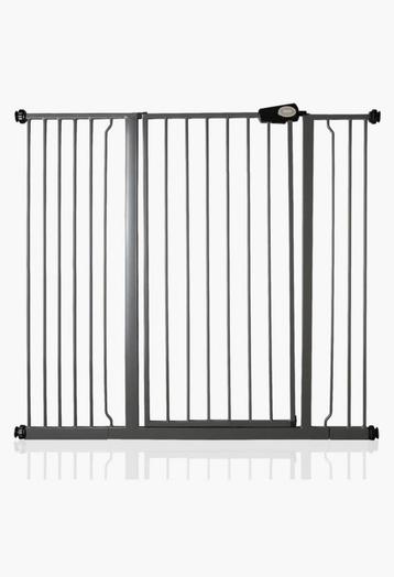 Traphekje 120,3 CM tot 127,9 CM x 104 CM (hoogte) beschikbaar voor biedingen