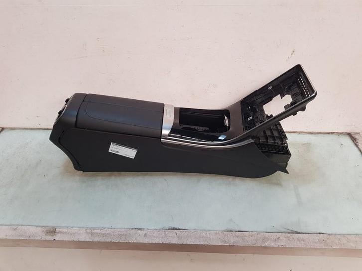 ARMLEUNING C (W206) (|A2066809601|A20668096019H15|), Auto-onderdelen, Interieur en Bekleding, Mercedes-Benz, Gebruikt