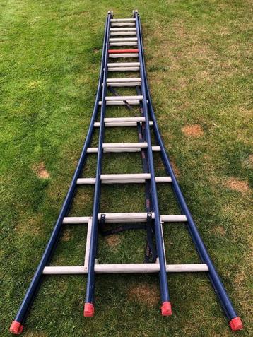ALTREX LADDER 2 x 12 treden beschikbaar voor biedingen