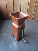 Groenten peterselie molen vintage , 2 delig, Huis en Inrichting, Ophalen, Zo goed als nieuw