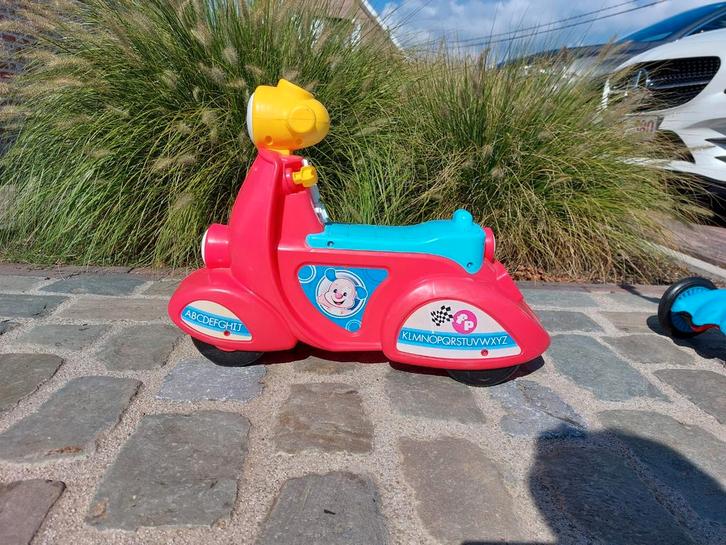 Loopfiets & meegroeispeelgoed scooter/Vespa, Kinderen en Baby's, Speelgoed | Buiten | Voertuigen en Loopfietsen, Loopfiets, Ophalen