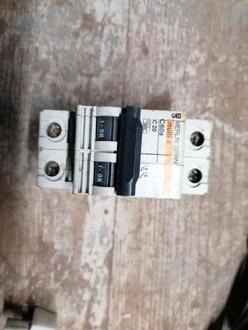 Merlin Gerin Multi 9 C60a/C20  400v automaat beschikbaar voor biedingen
