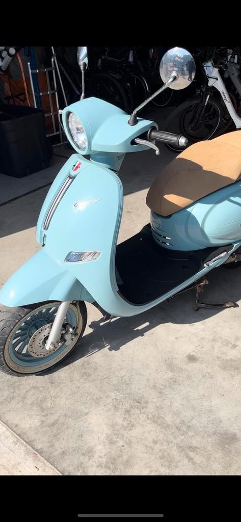Te Koop GTS Cappucino 3600km A-Klasse (Alle papieren), Fietsen en Brommers, Brommers | Overige merken, Gebruikt, Ophalen of Verzenden