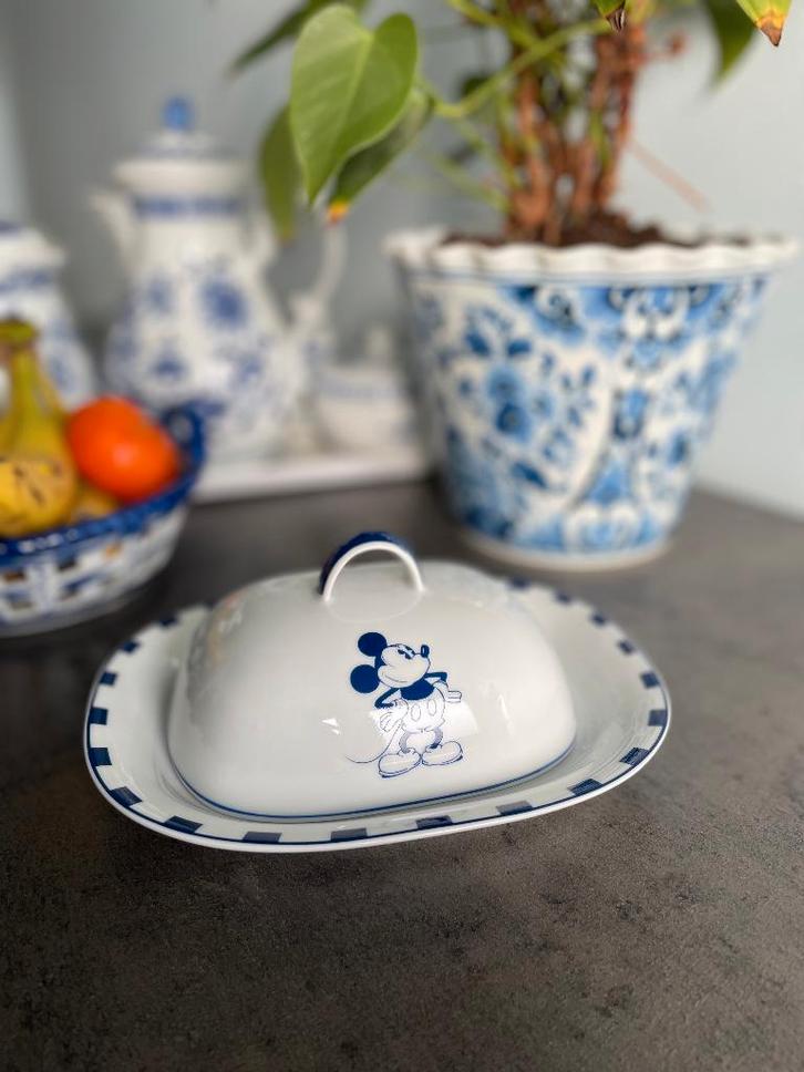 Vintage porseleinen Mickey Mouse botervloot, Verzamelen, Disney, Zo goed als nieuw, Servies, Mickey Mouse, Ophalen