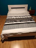 140cm *200cm * 40cm amper gebruikt, Huis en Inrichting, Slaapkamer | Bedden, Ophalen, Zo goed als nieuw