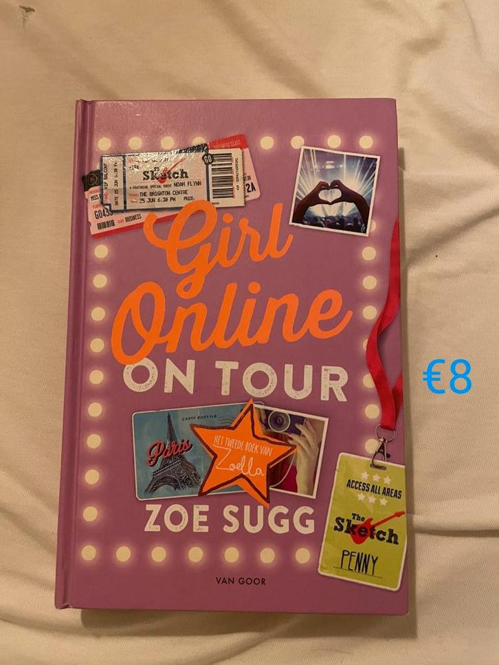 Zoe Sugg - On tour, Boeken, Kinderboeken | Jeugd | 13 jaar en ouder, Zo goed als nieuw, Ophalen of Verzenden