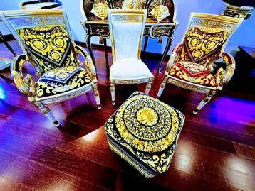 Versace - 2 Authentieke Gianni Versace Vanitas Armchairs. beschikbaar voor biedingen