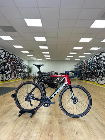Trek Emonda SLR Di2 Carbon Racefiets MT60 beschikbaar voor biedingen