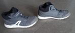 Waterdichte en duurzame kinderschoenen, Kinderen en Baby's, Kinderkleding | Schoenen en Sokken, Ophalen, Gebruikt, Schoenen, Jongen
