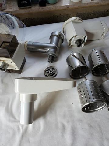 Kenwood accessoires (?) beschikbaar voor biedingen